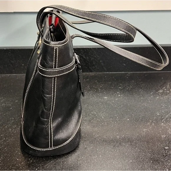 Dooney & Bourke Pebble Grain Leather Tote Black Shoulder Bag Red Lining 16"x 10" - Picture 3 of 13